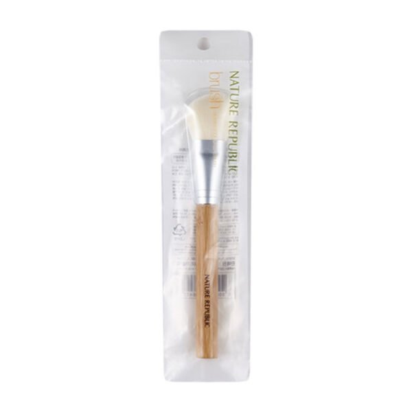 Beauty Tool Cheek Brush - Image 3