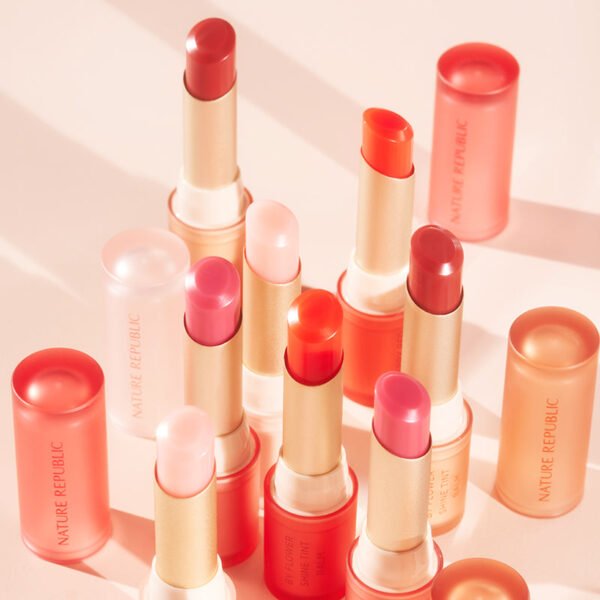By Flower Shine Tint Balm - 01 Pure Pink - Image 5